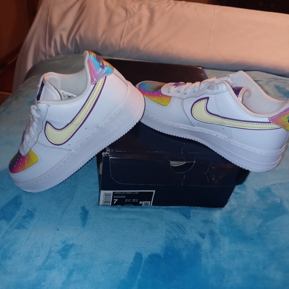 Af1 - Picture 4 of 6